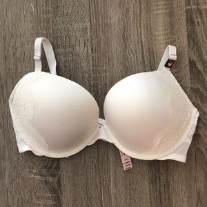 Victoria’s Secret Dream Angels bra